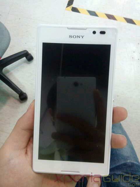Sony Xperia S39h Model 2013 Photos Leaked