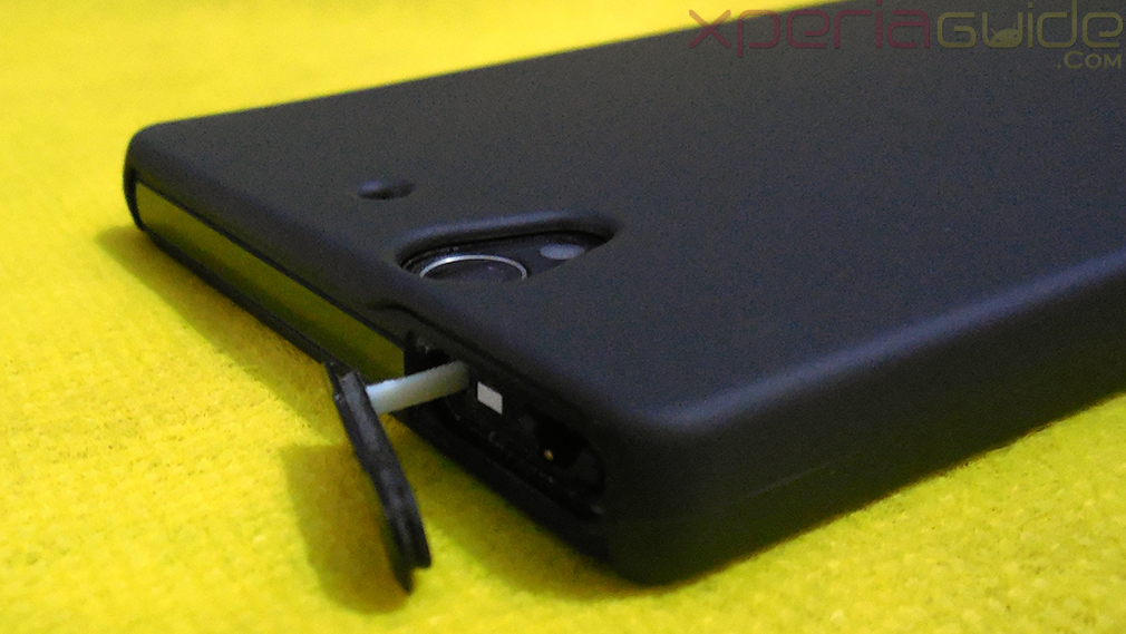 Connectivity in Xperia Z Back Cover Hard Case