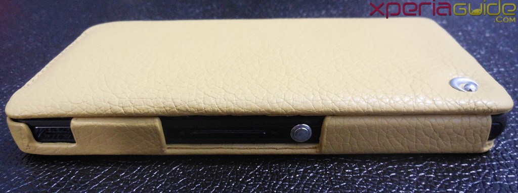 Identification mark of Xperia Z Leather Case by Noreve