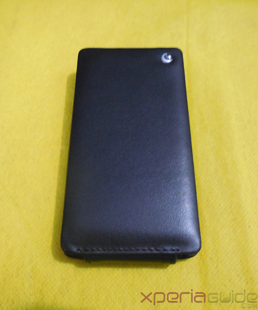 Xperia SP Leather Case by Noreve Front