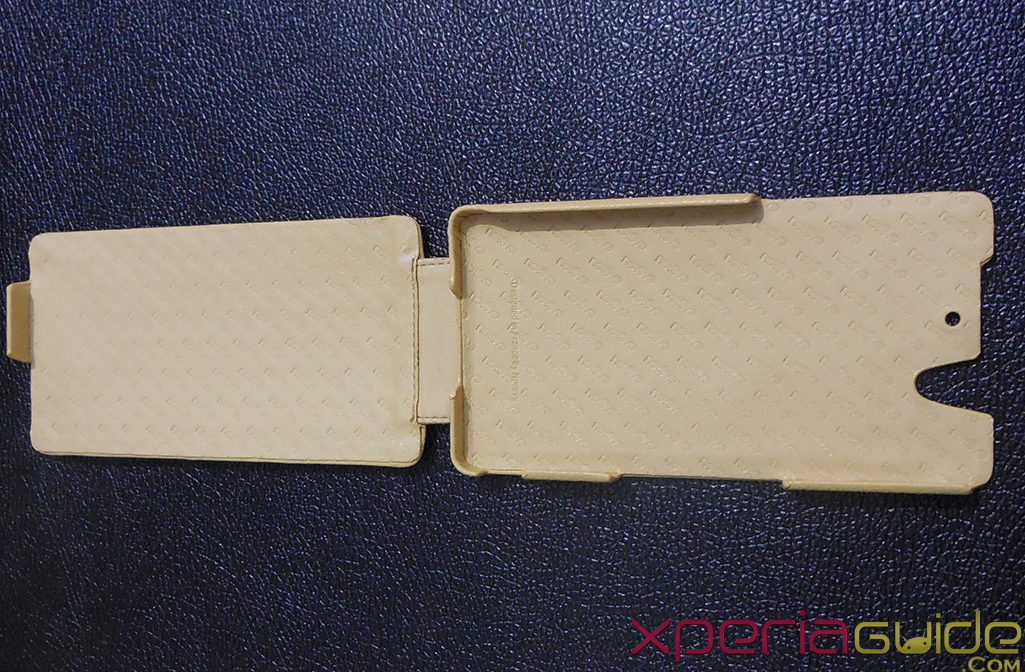 Xperia Z Leather Case by Noreve - Golden Stitched