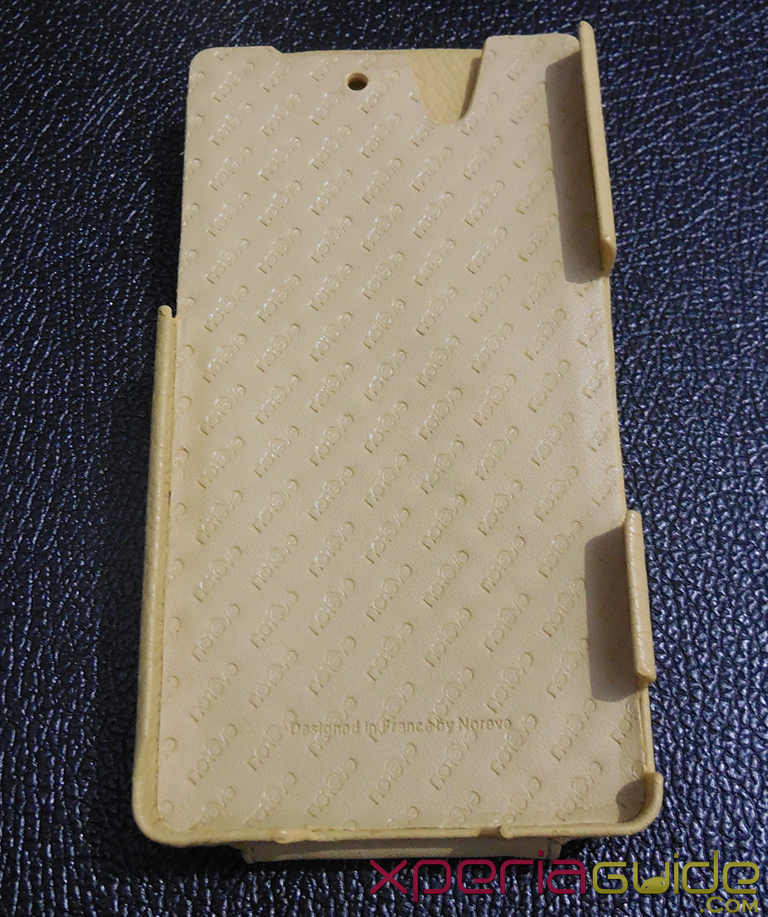 Xperia Z Leather Case by Noreve - Logo at inner side