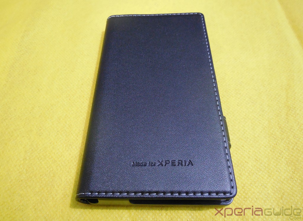 Xperia Z flip Case by Roxfit Front Side