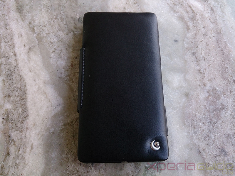 Noreve Sony Xperia Z leather case front pofile