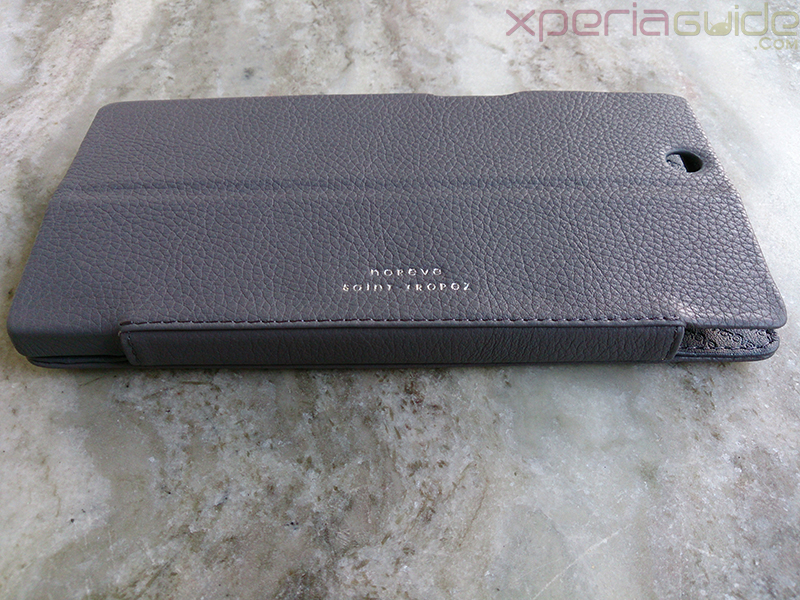 Noreve Xperia Z Ultra leather case side profile