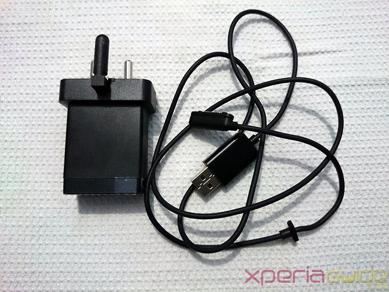 charge your Xperia Z Ultra or Xperia Z1 after connecting EC21 Charging Cable with magnetic connector