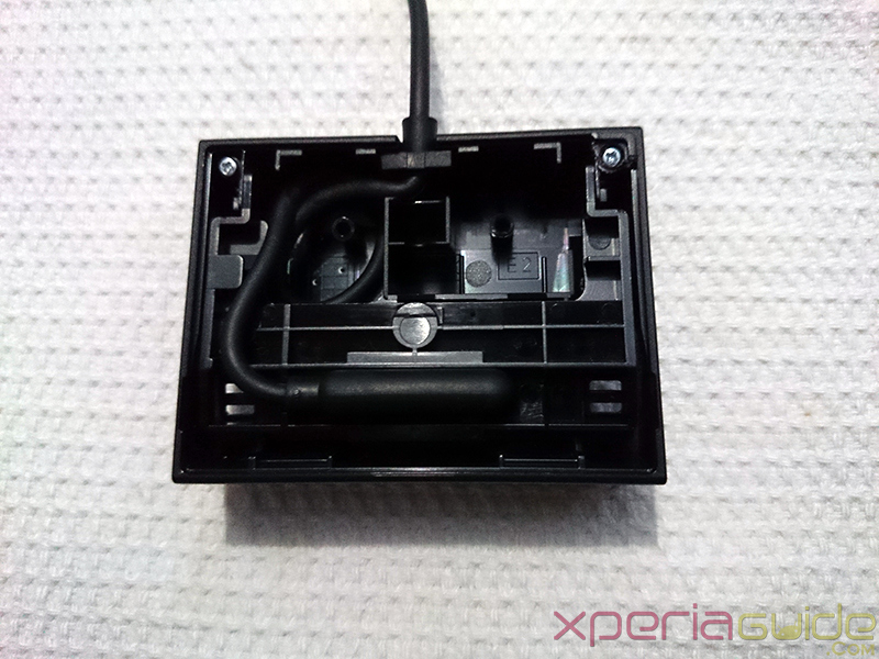 Back Plate removed from Sony Magnetic Charging Dock DK31