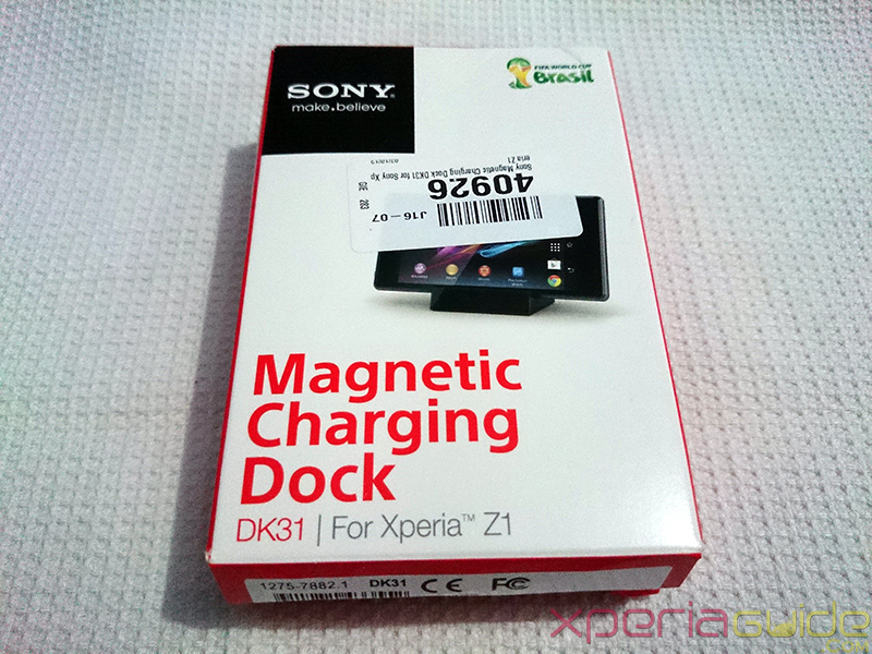 Sony Magnetic Charging Dock DK31 front cover
