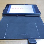 Muvit Black Leather flip case for Xperia Z1 - Case full opened