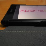 Velvet surface inside camera opening in Xperia Z1 Hard-shell flip Leather Case from TETDED Review