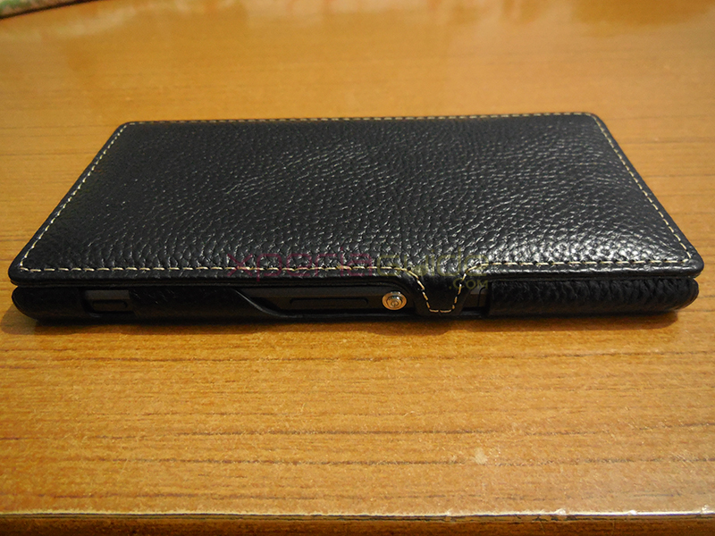 Non Magnetic colsure in  Xperia Z1 Hard-shell flip Leather Case from TETDED 