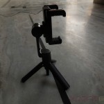 Side profile of Sony Smartphone Tripod SPA-MK20M - Screwing holder on tripod