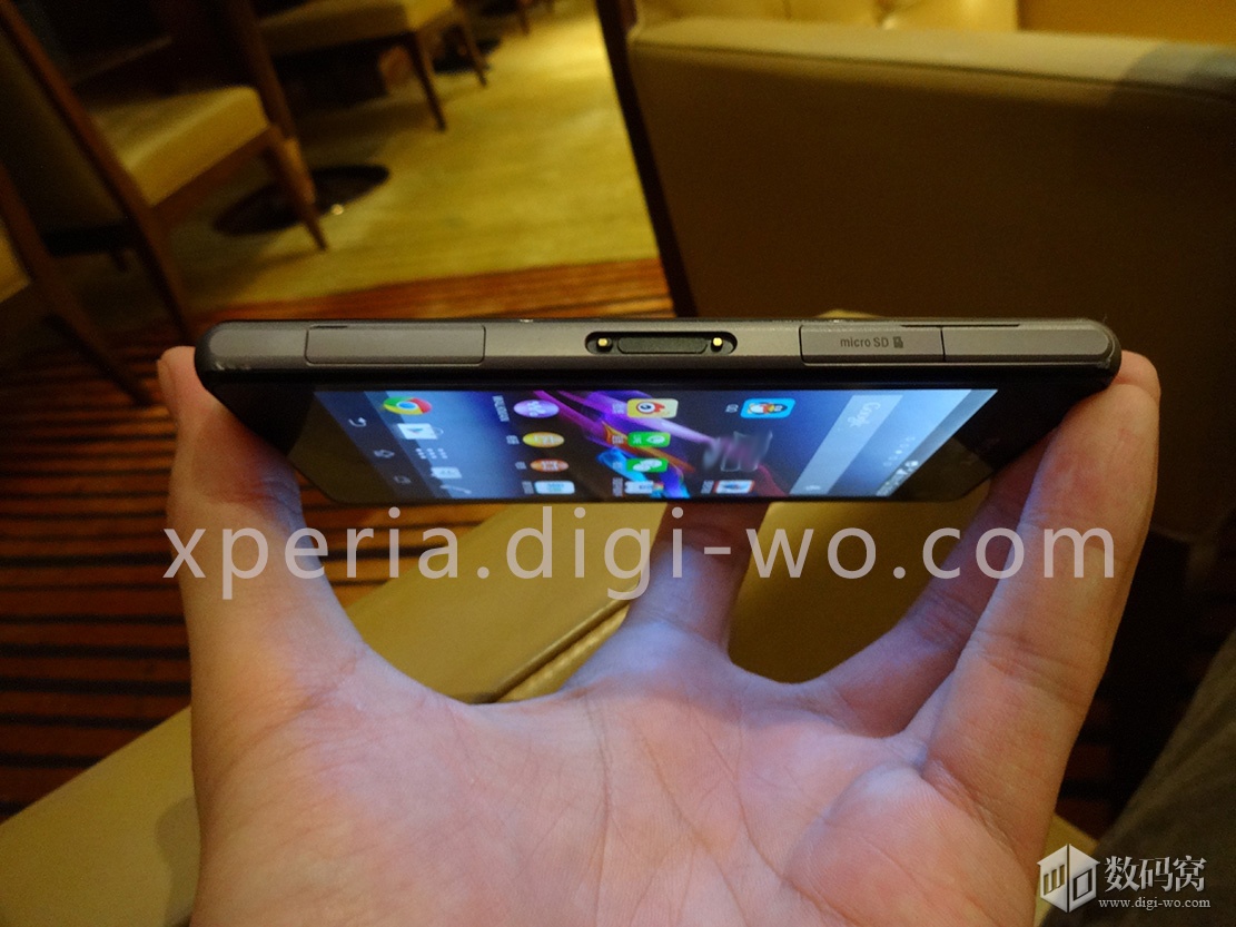 Sony M51w aka Xperia Z1 Mini Chinese Version - All ports on one side of phone