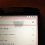 Nexus 5 Screen showing dark spot due to hairline crack within the LCD