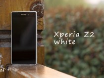 White Xperia Z2