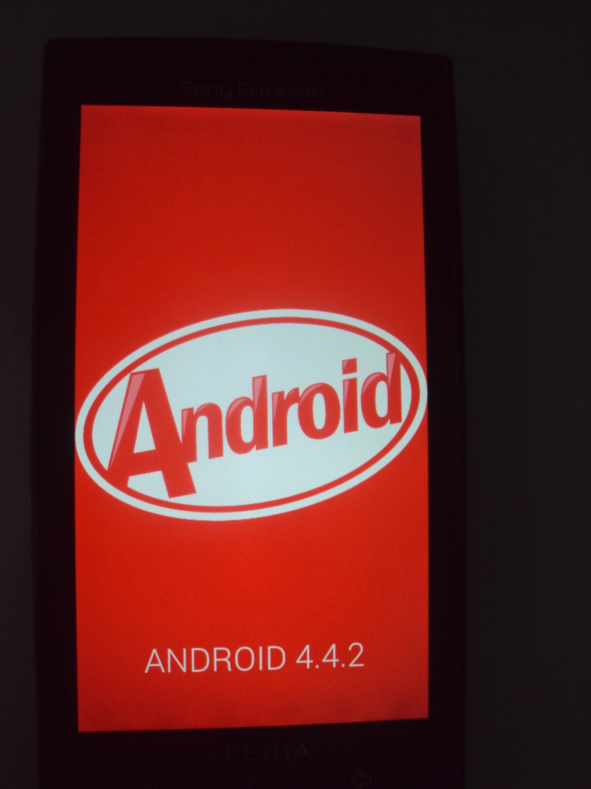 Xperia X10 KitKat 4.4.2 Boot