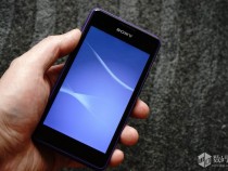 Xperia E1 hands on