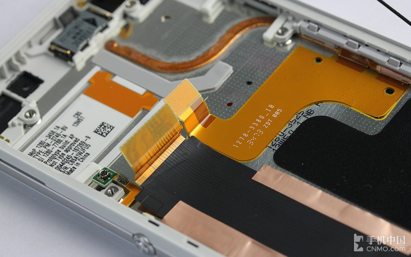 Xperia Z2 fabricating cables Xperia Z2 fabricating cables0