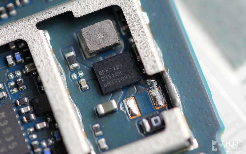 Xperia Z2 Qualcomm chip QFE1101