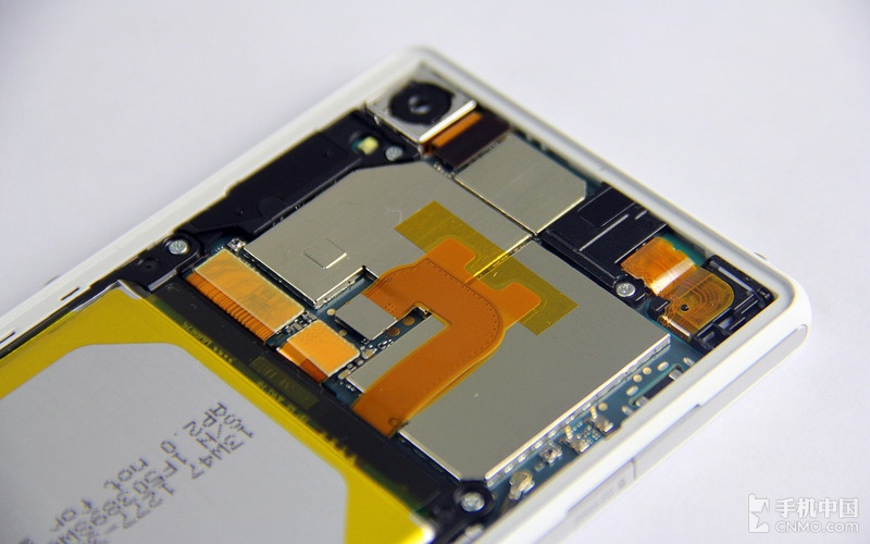 Xperia Z2 motherboard covering Xperia Z2 motherboard covering