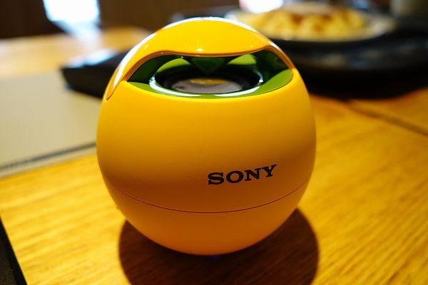 Sony NFC Bluetooth Speaker SRS BTV5 FIFA