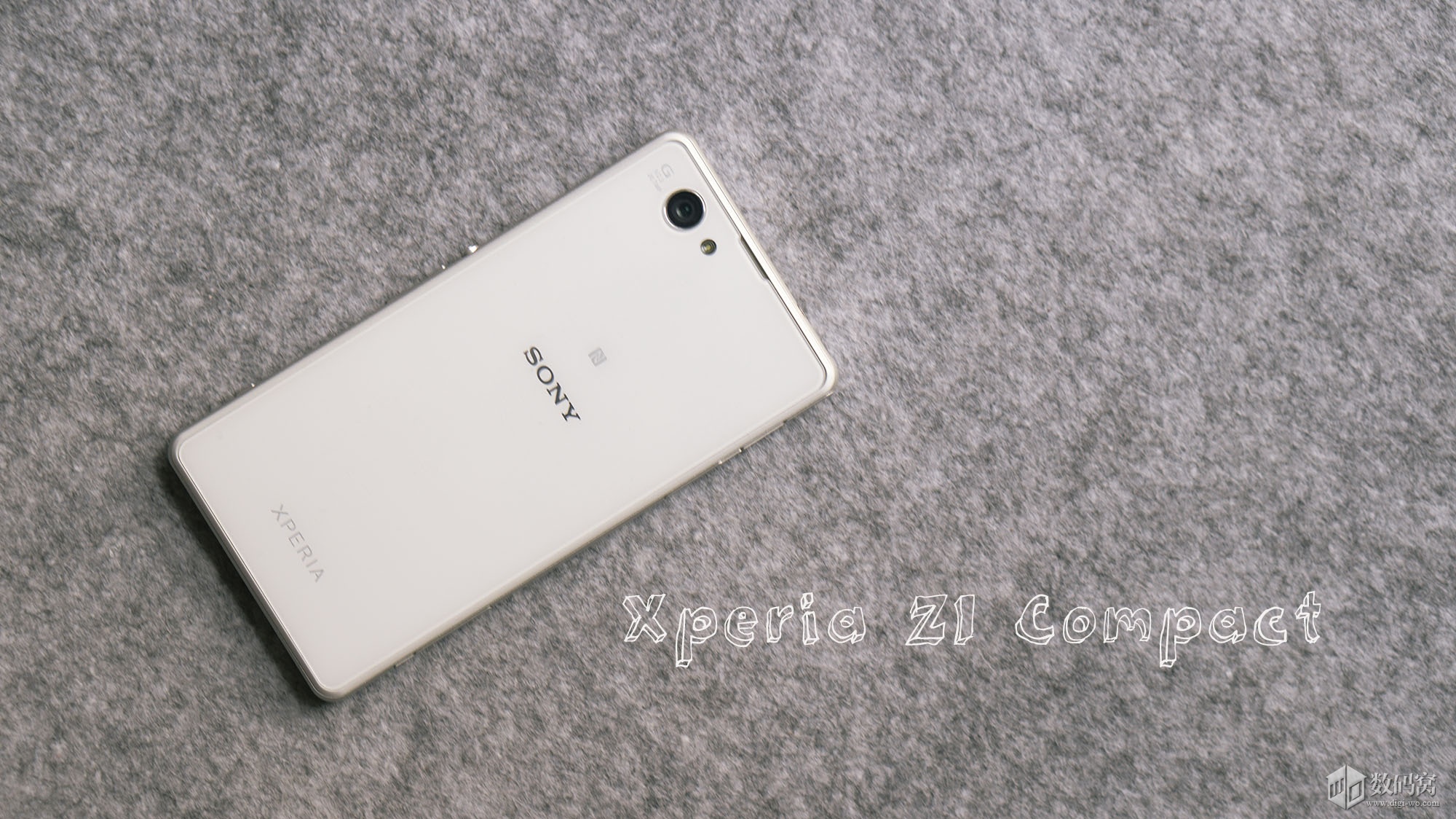 White Xperia Z1 Compact