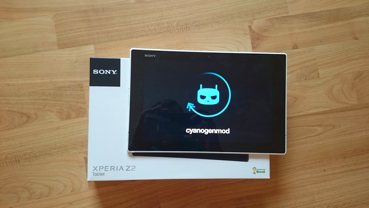 Xperia Z2 Tablet  CyanogenMod 11