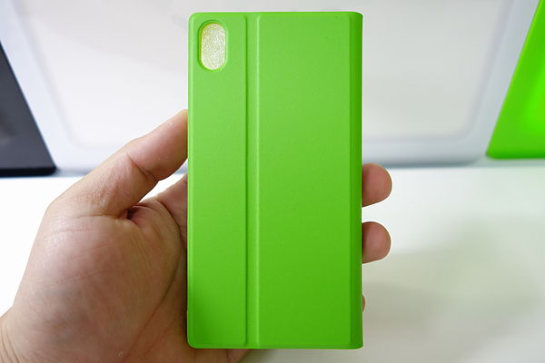 Sony SCR10 green color cover