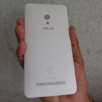 Asus Zenfone 5 back cover opened