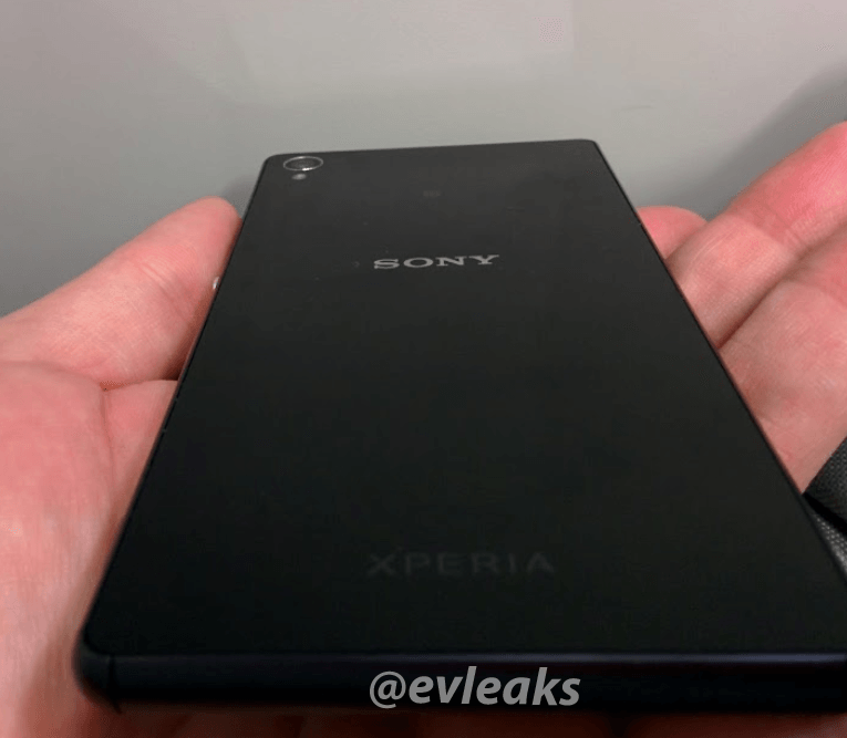 Xperia Z3 D6653 Back Panel pic leaked