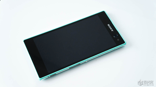 Xperia C3 Mint color hands on review