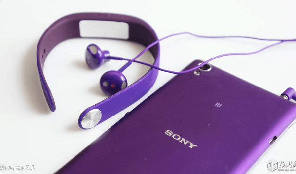Purple Sony STH30 with Xperia T3 hnds on