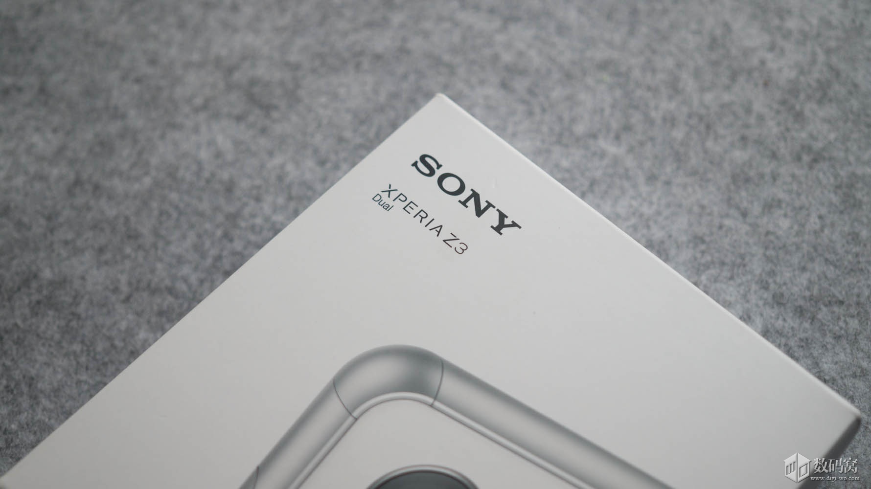 Xperia Z3 Dual D6633 branding