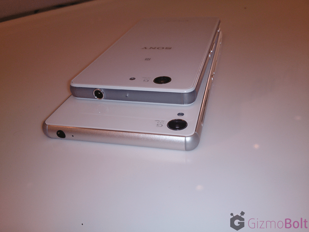 3.5 mm headphone port location Xperia Z3 vs Z3 Compact