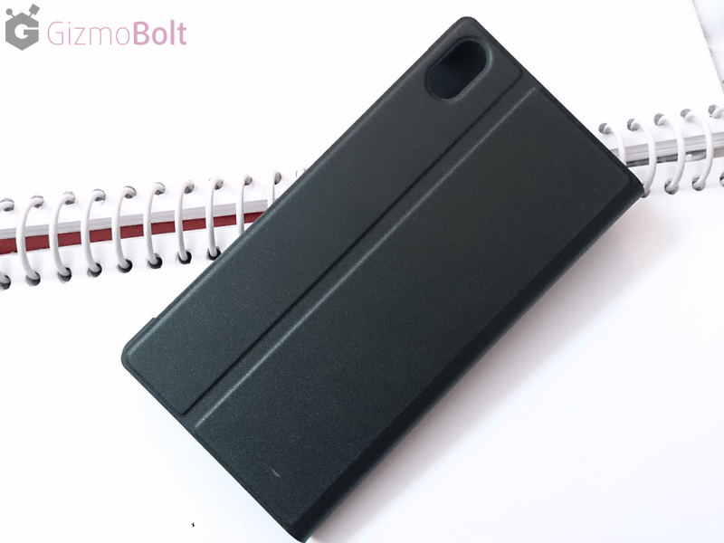 Rear side of Xperia Z2 SCR10 style cover