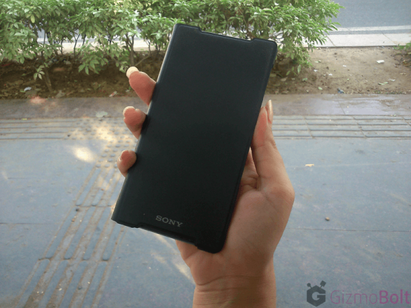 Xperia Z2 SCR10 Style Cover Stand Review