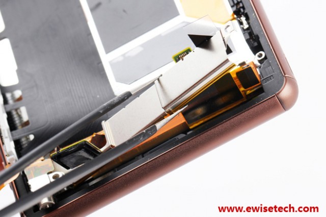 Xperia Z3 Heat Insulation