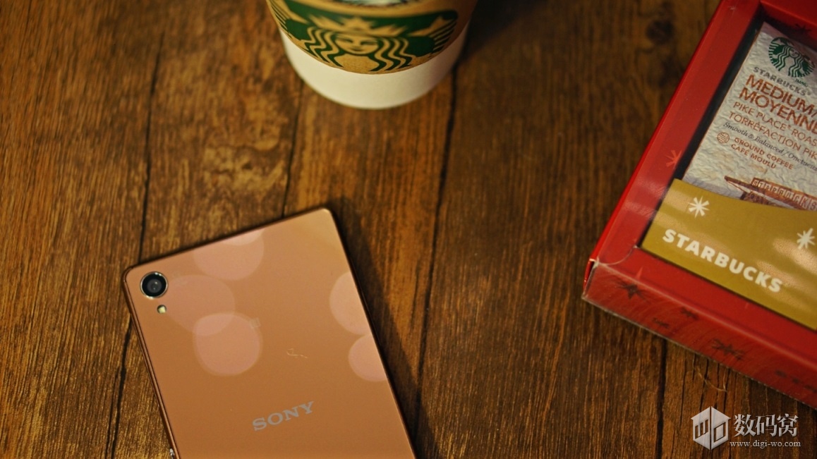 Xperia Z3 Copper Color Model