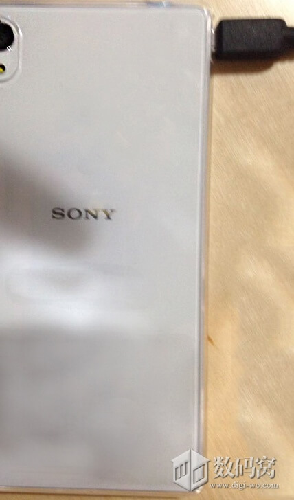 White Xperia M4 Aqua photos Leaked