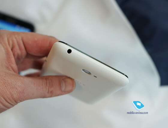 Xperia E4 Headphone port