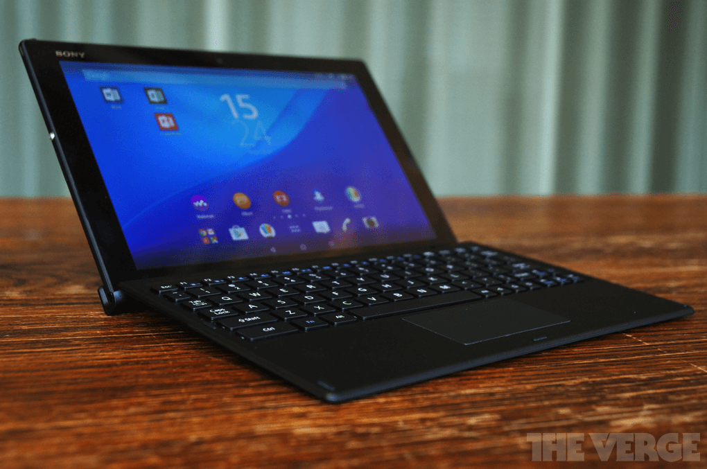 Sony BKB50 Bluetooth keyboard with Xperia Z4 Tablet