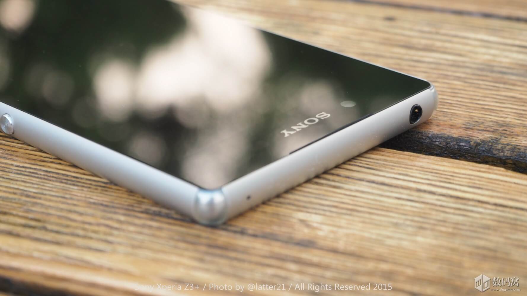 Xperia Z3+ 3.5 mm headphone jack