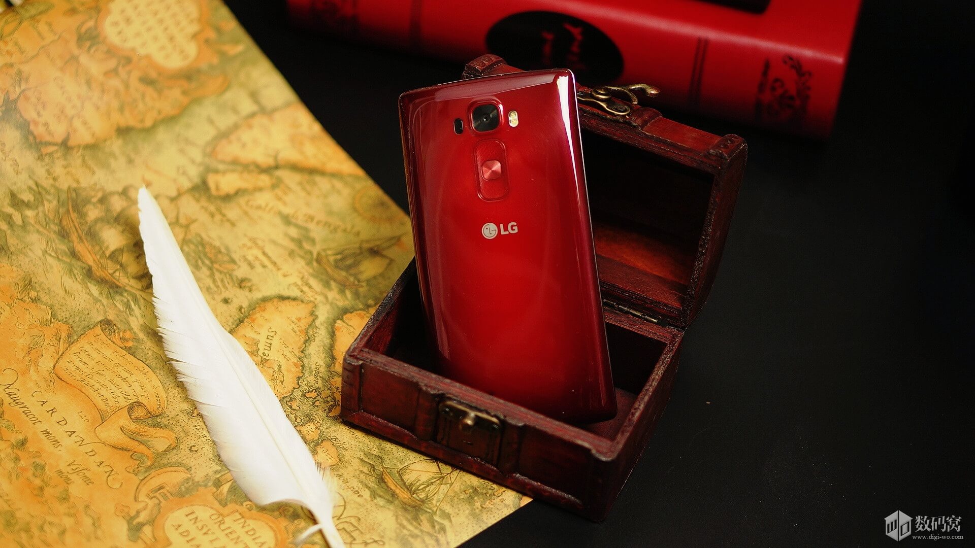 Red LG G Flex2 Curve pics