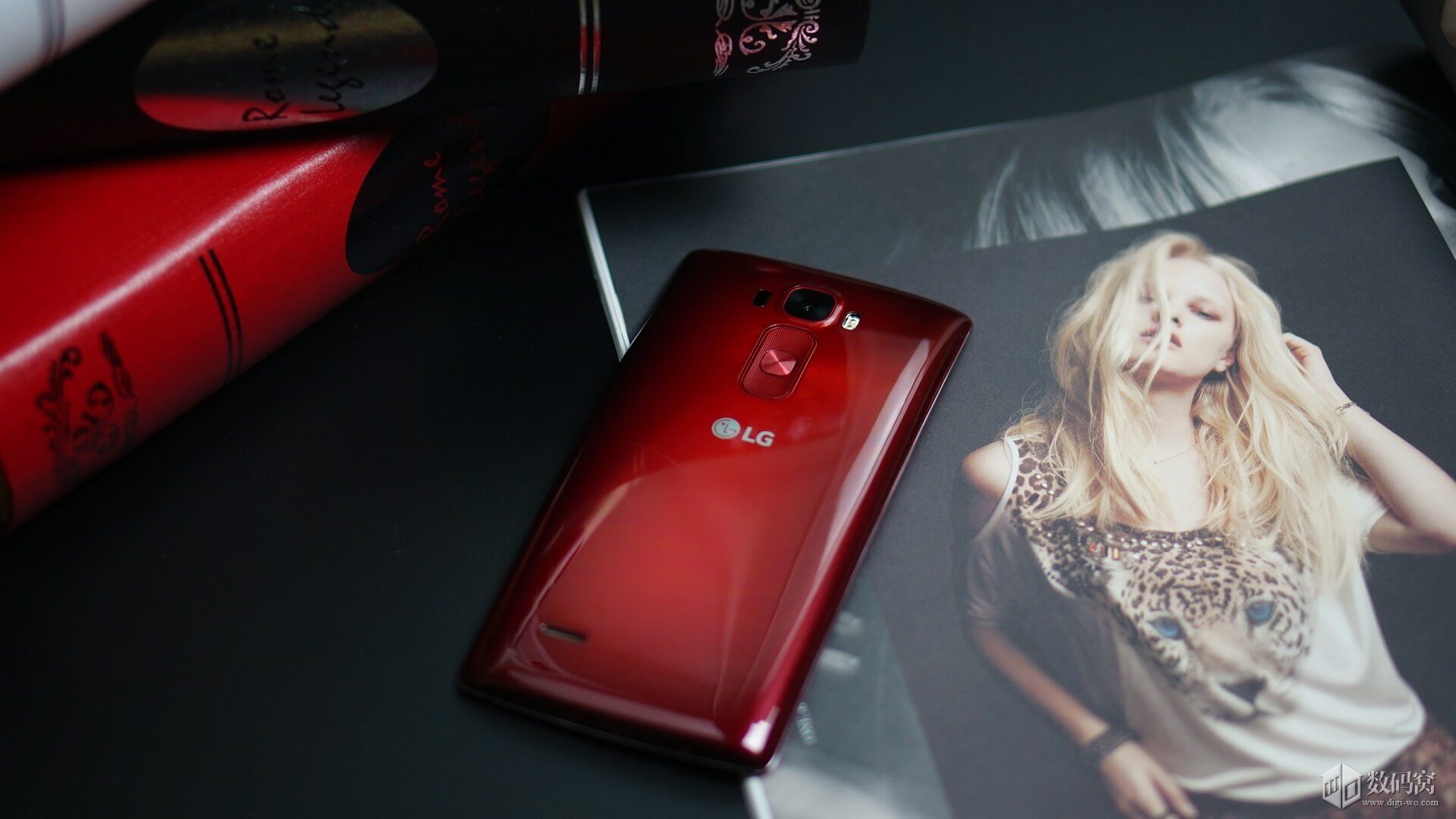 Sexy Red LG G Flex2