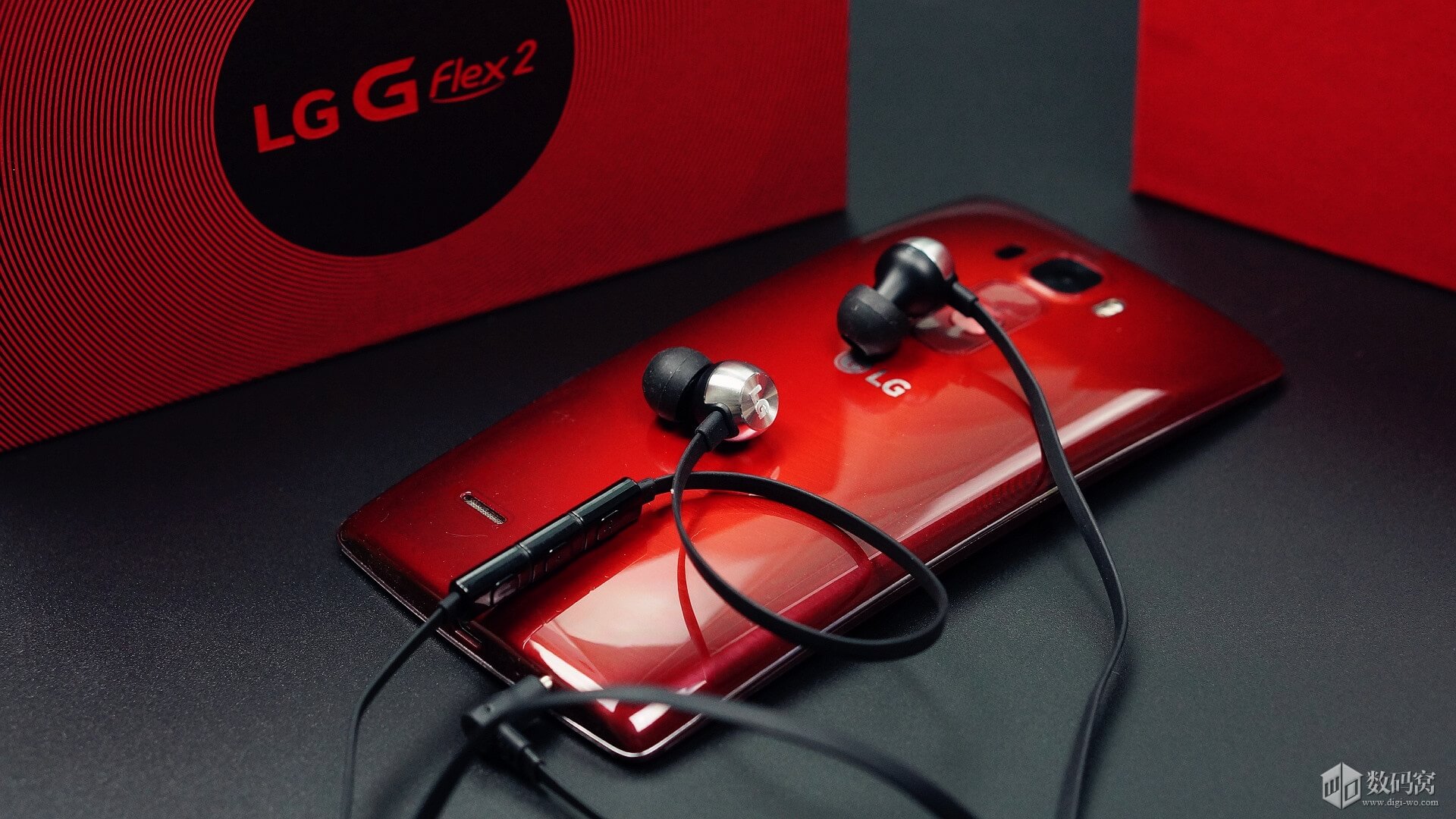 Red LG G Flex2 Review