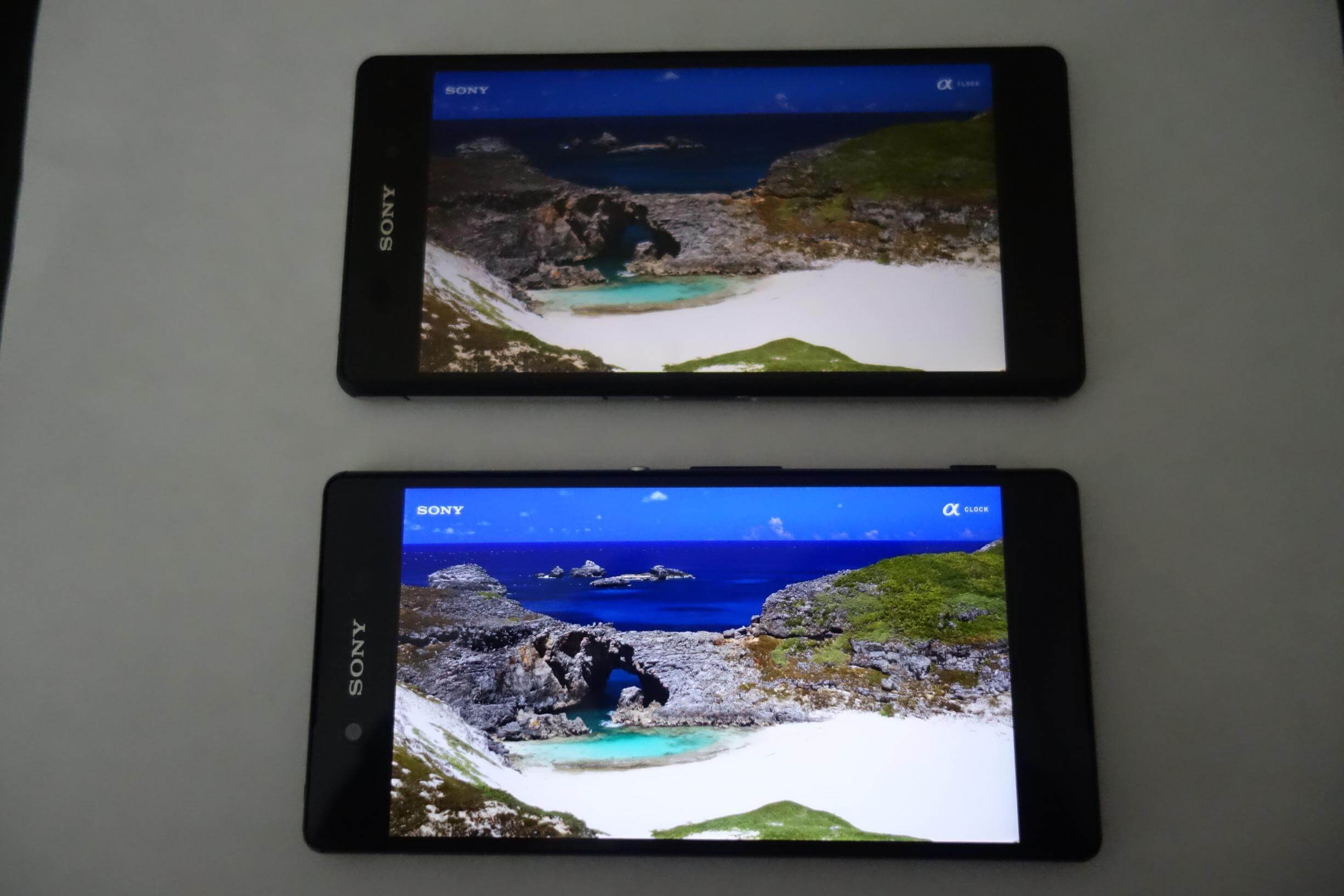 Xperia Z2 vs Xperia Z3+ Display