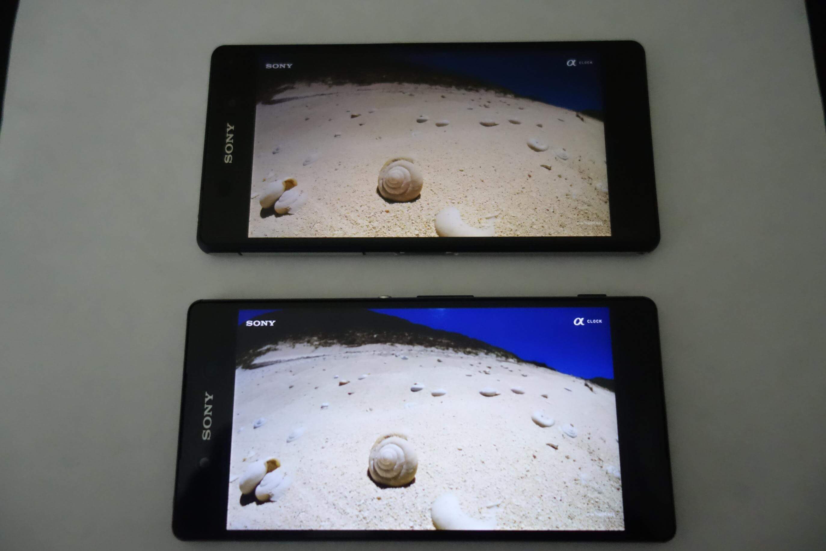 Xperia Z2 vs Xperia Z3+ Pics