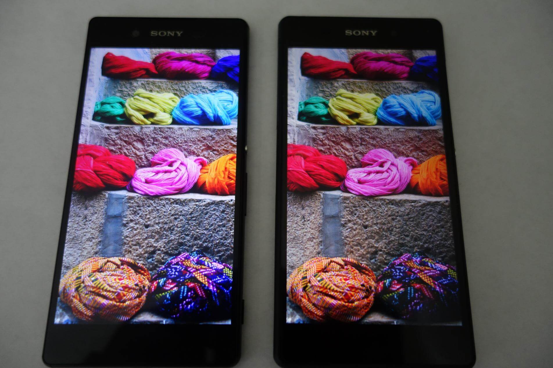 Xperia Z2 vs Xperia Z3+ Display Comparison pics 