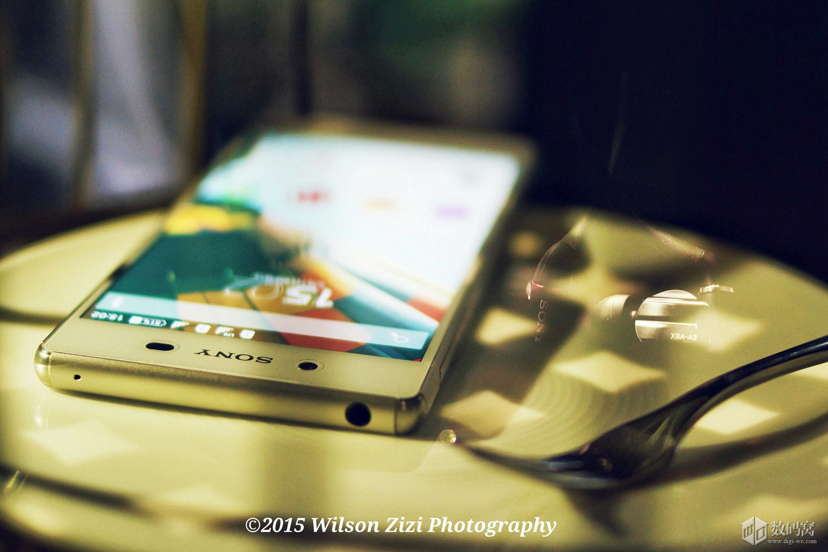 Xperia Z3+ Dual Photos