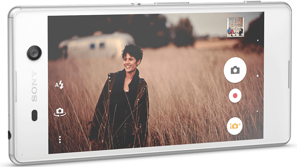 Xperia M5 with 13 MP front camera